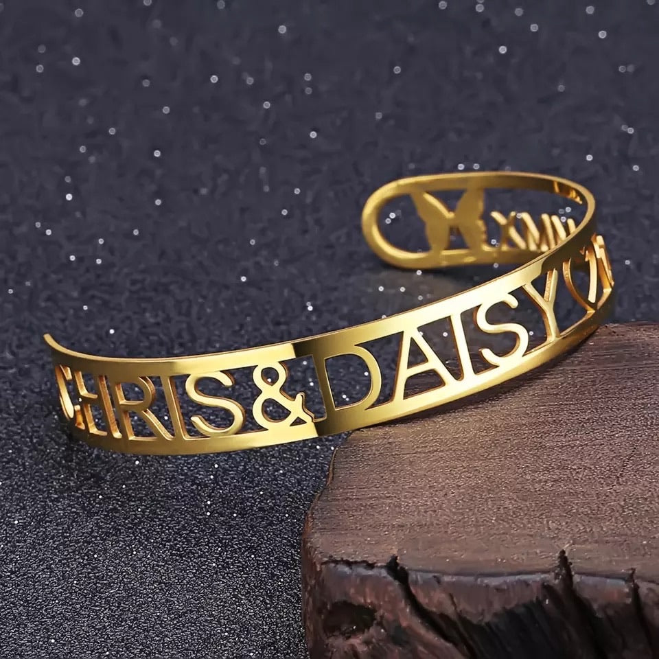 Arabic or English bracelet cuff