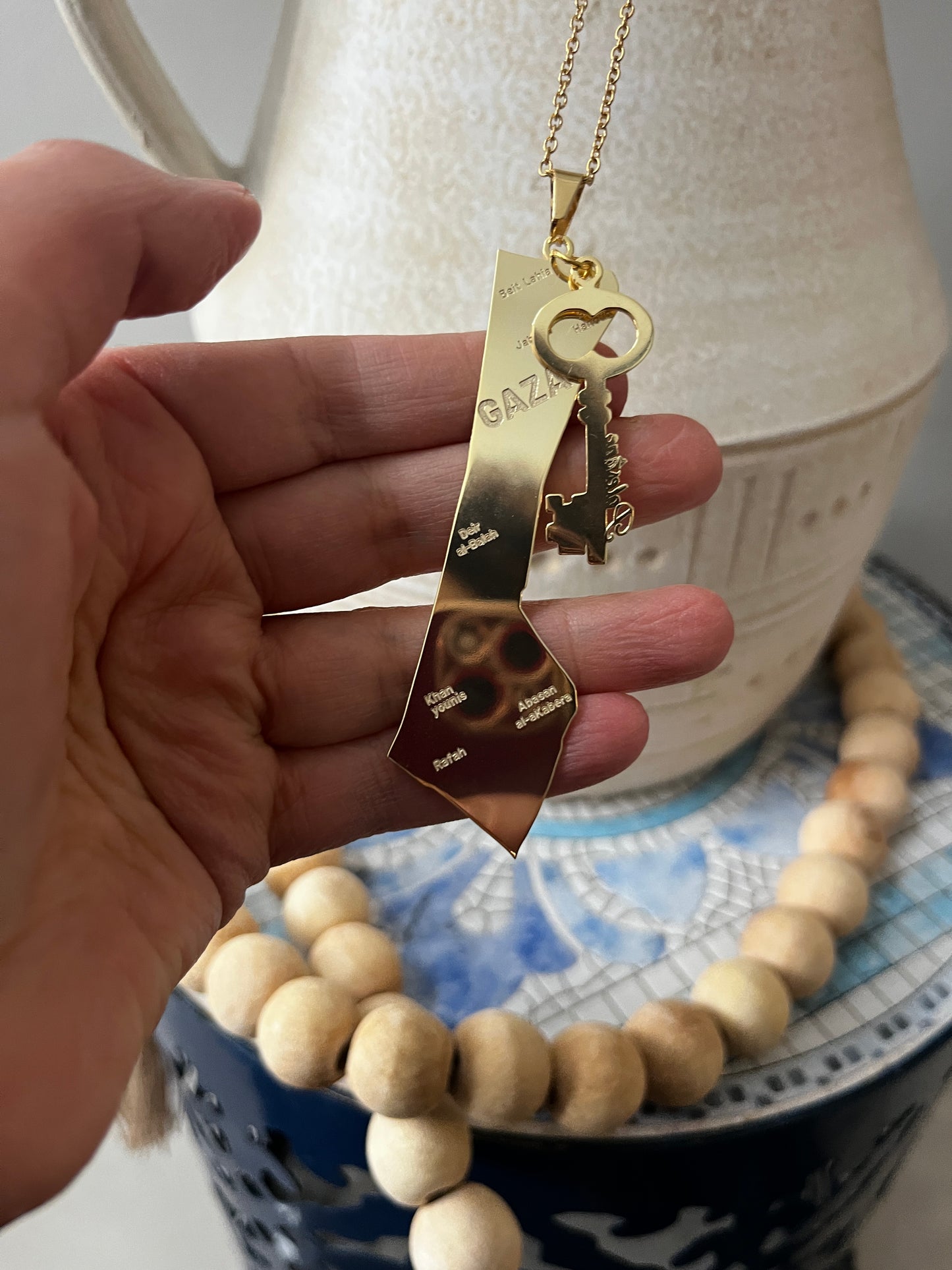 Gaza Pendant with key
