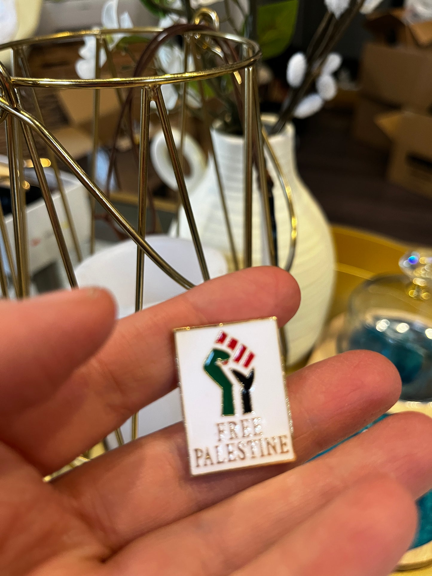 Solidarity Palestine pins
