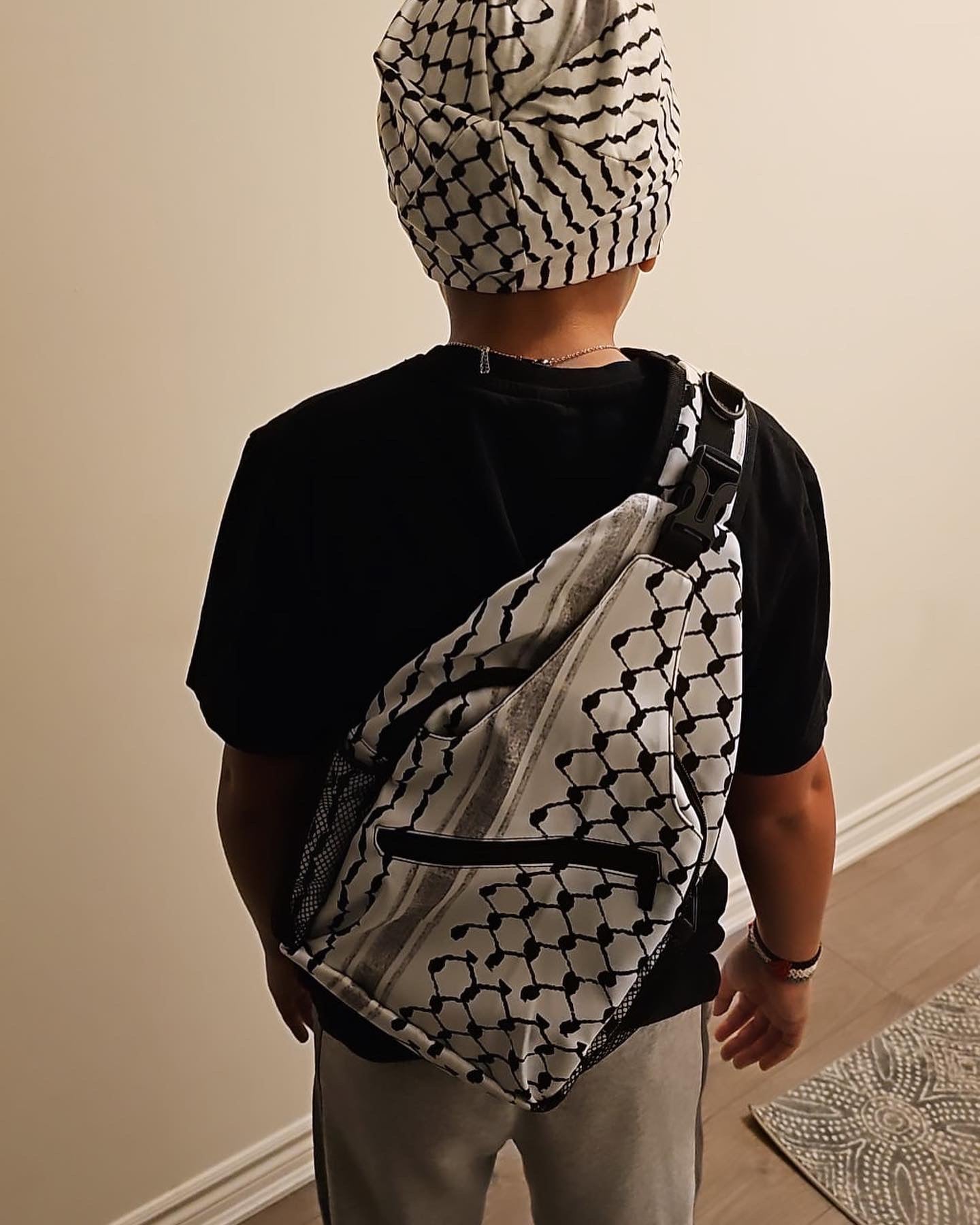 Keffiyeh cross body bag