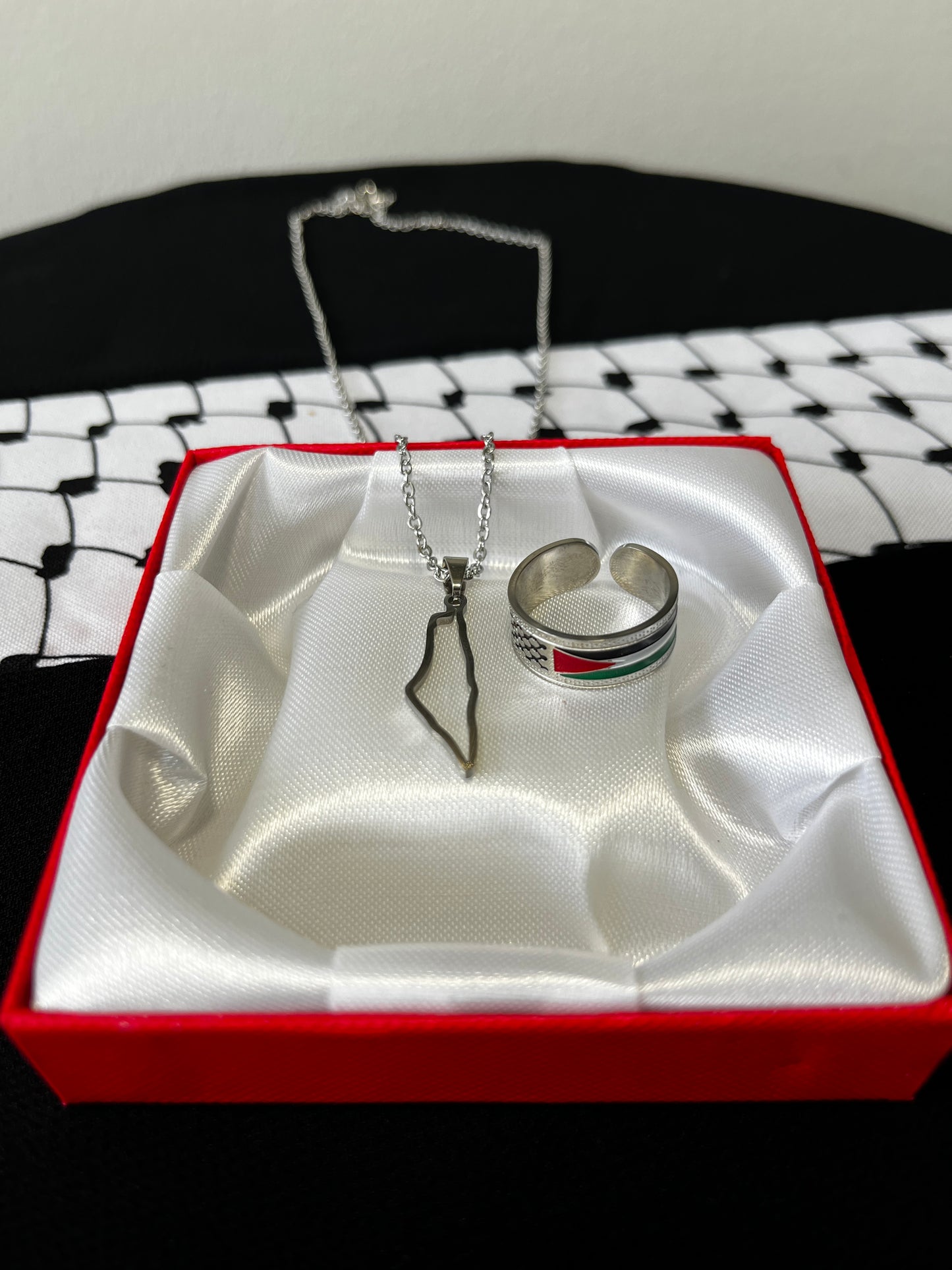 Palestine solidarity gift sets