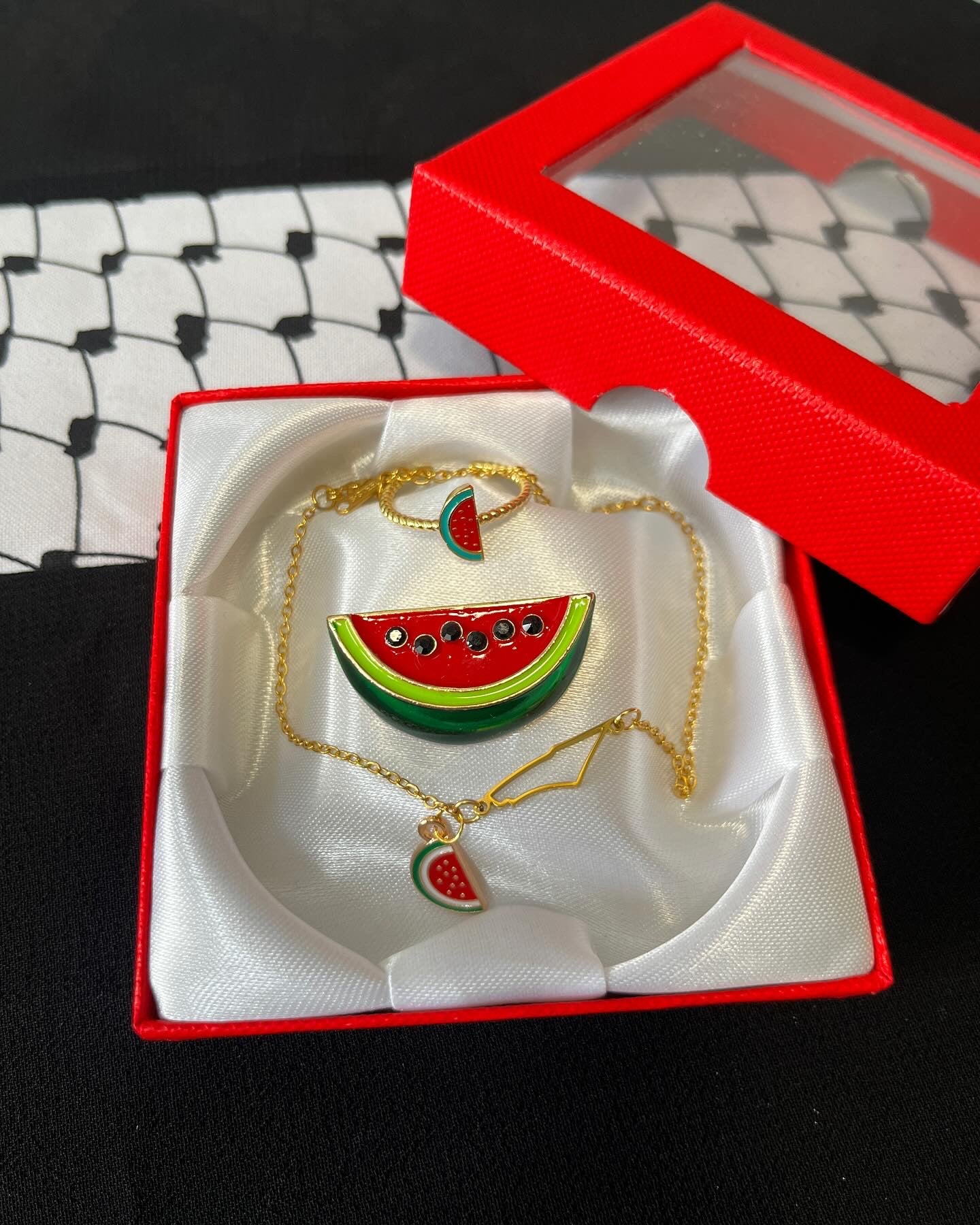 Palestine solidarity gift sets