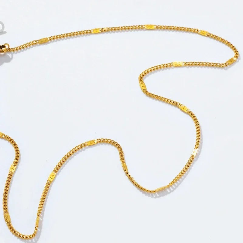Letter initial with chain