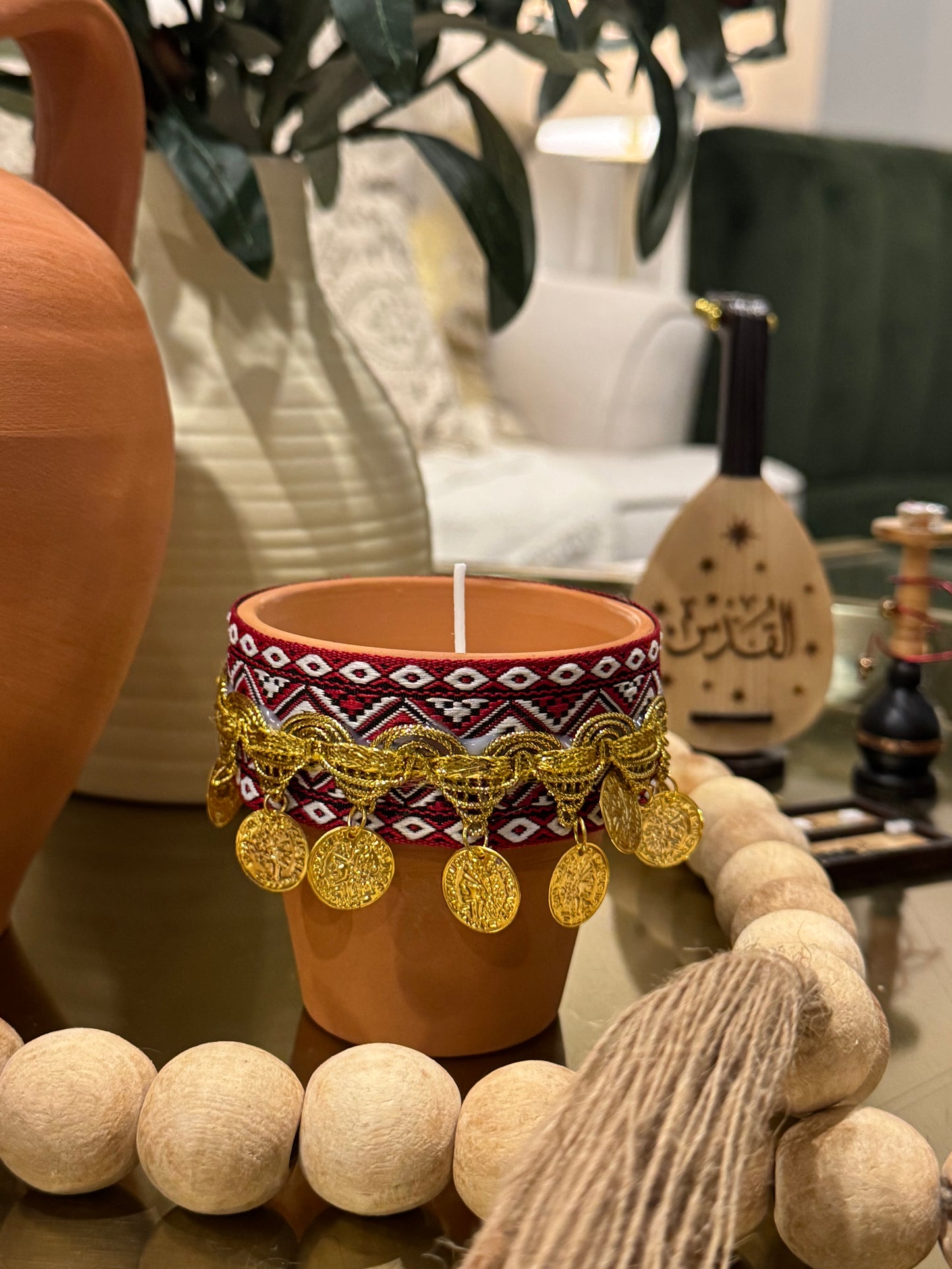 Coffee scented Arabic candles