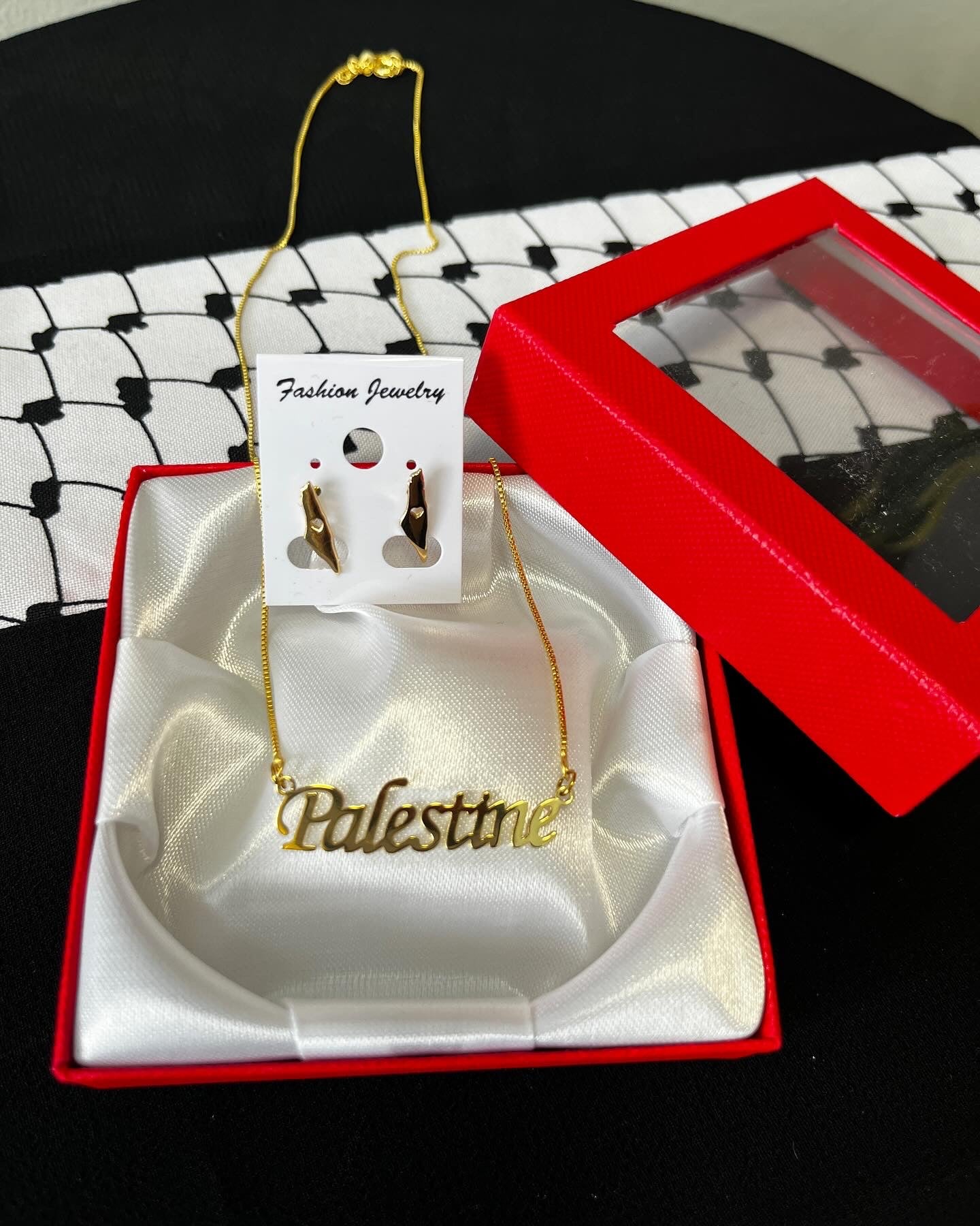 Palestine solidarity gift sets