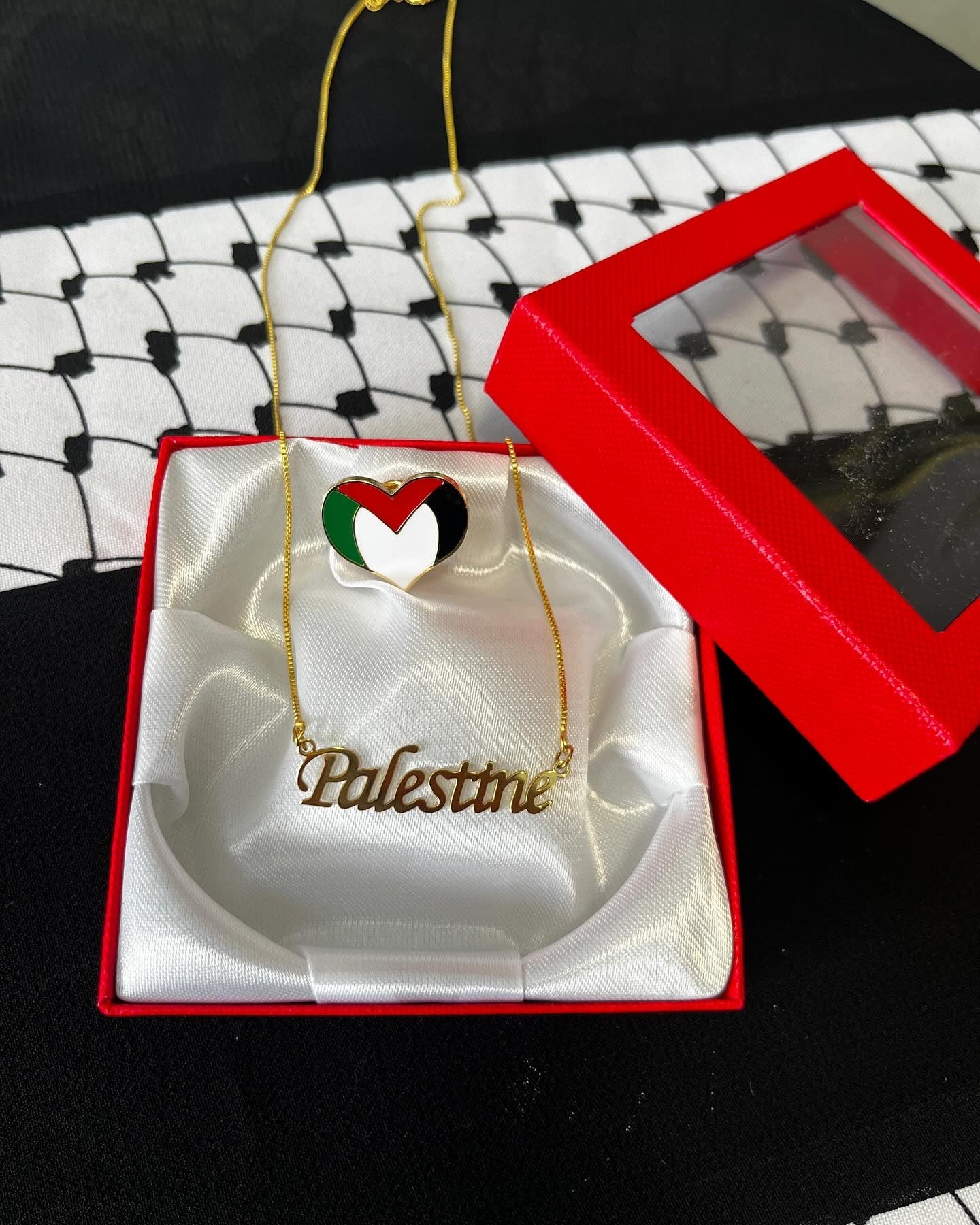 Palestine solidarity gift sets
