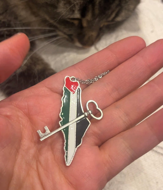 Palestine map pendant with key