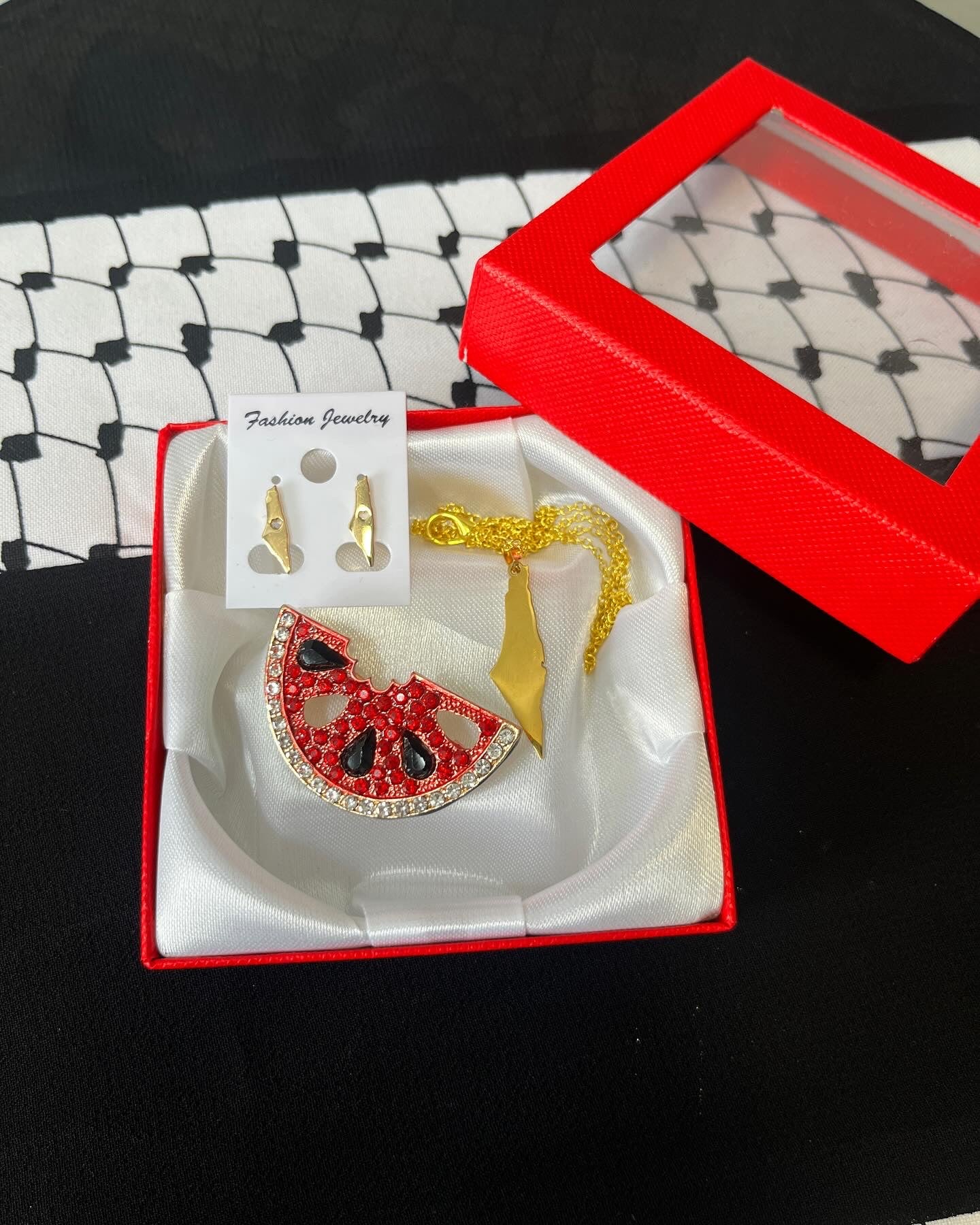 Palestine solidarity gift sets