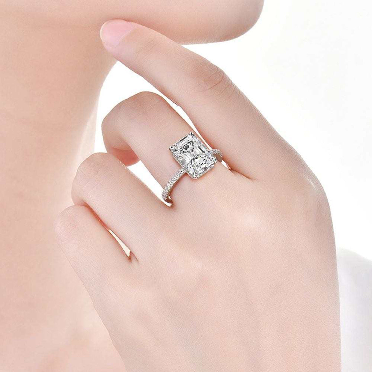 Cubic zirconia sterling silver ring