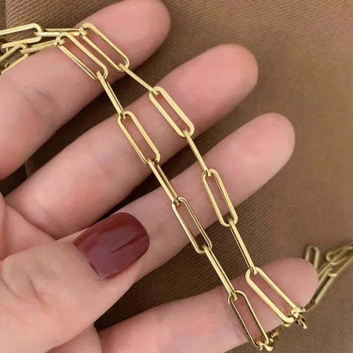 Paper clip link chain