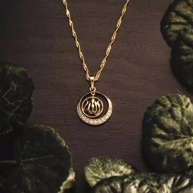 beautiful Allah pendant with chain  14k gold plated with Rhinestones
