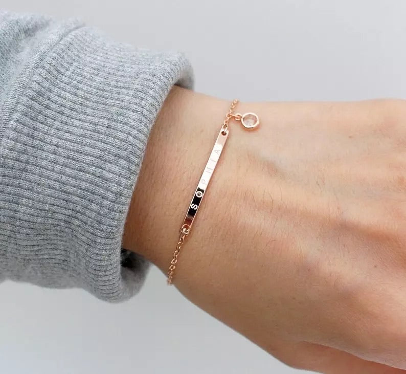 Engraved bracelet with birthstone