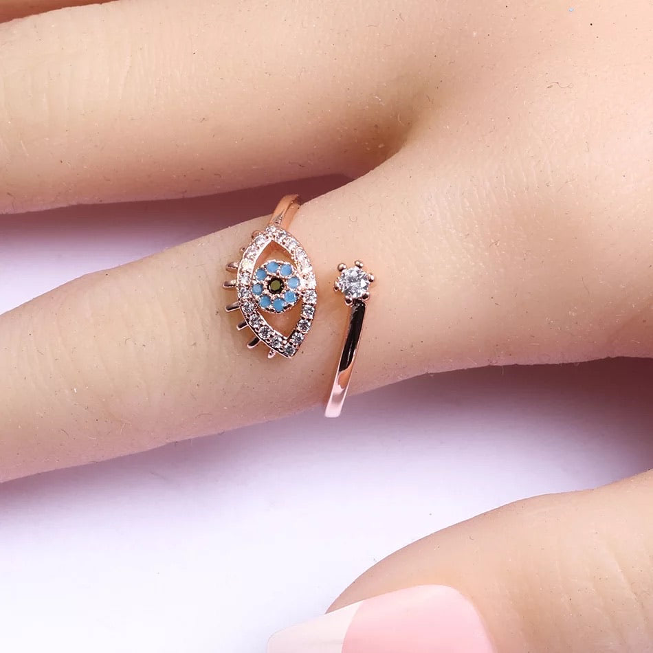 Pretty blue eye ring with cubic zirconia resizable