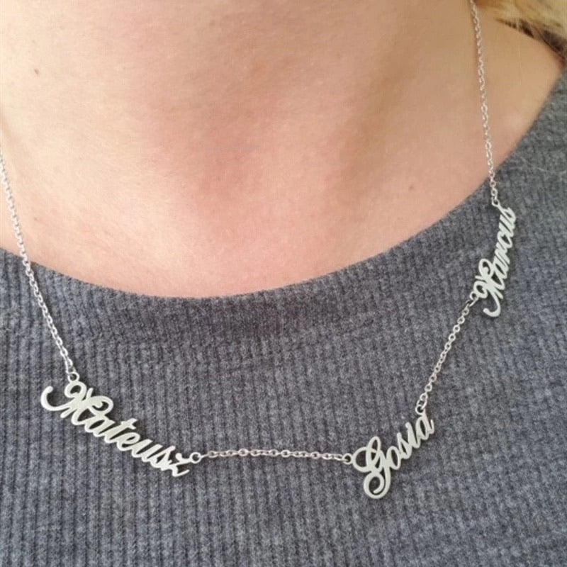 Multiple name necklace