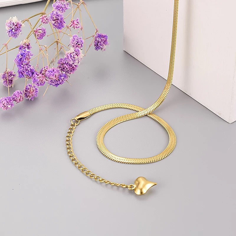 Flat snake chain