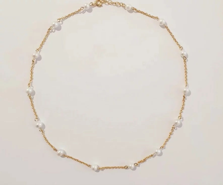 Elegant Pearl necklace
